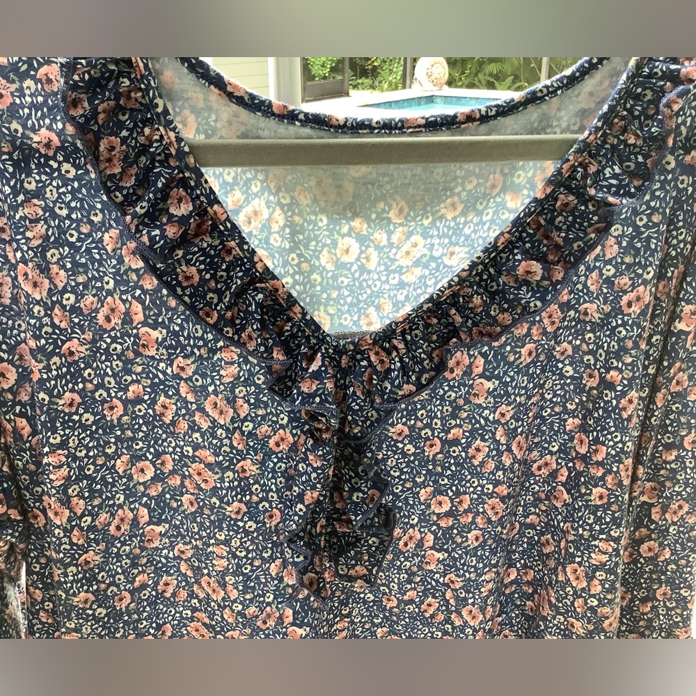 EUC, Soft, Women’s top with ruffle detail & 3/4 length sleeves.